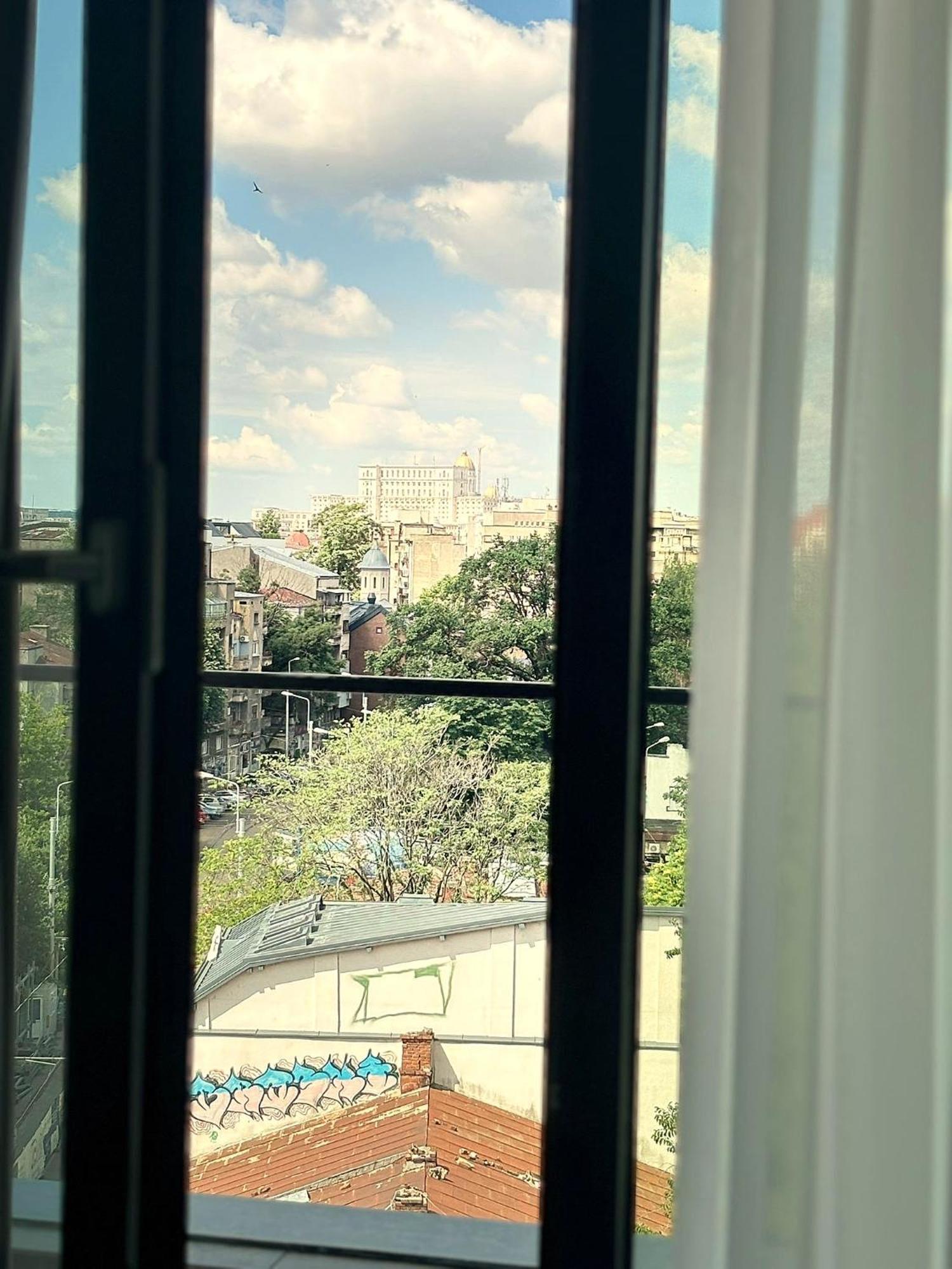 Cm111Apparthotel Букурещ Екстериор снимка