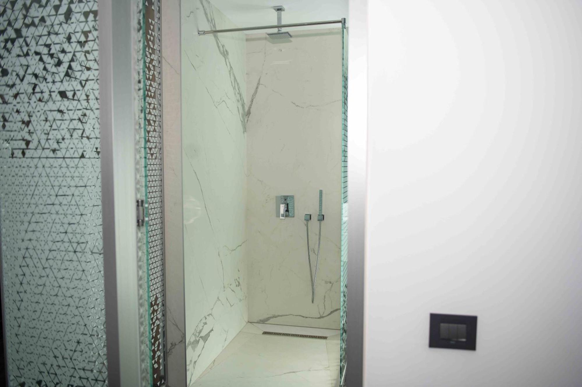 Cm111Apparthotel Букурещ Екстериор снимка